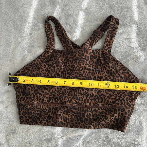 NWOT KiraGrace Kathryn Yoga Bra Animal Print Size Medium - Picture 6 of 12
